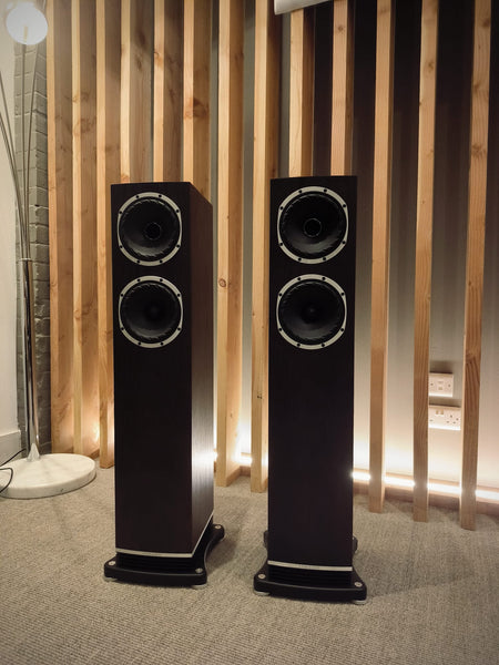 Pre - Owned Fyne Audio F501 Dark Oak