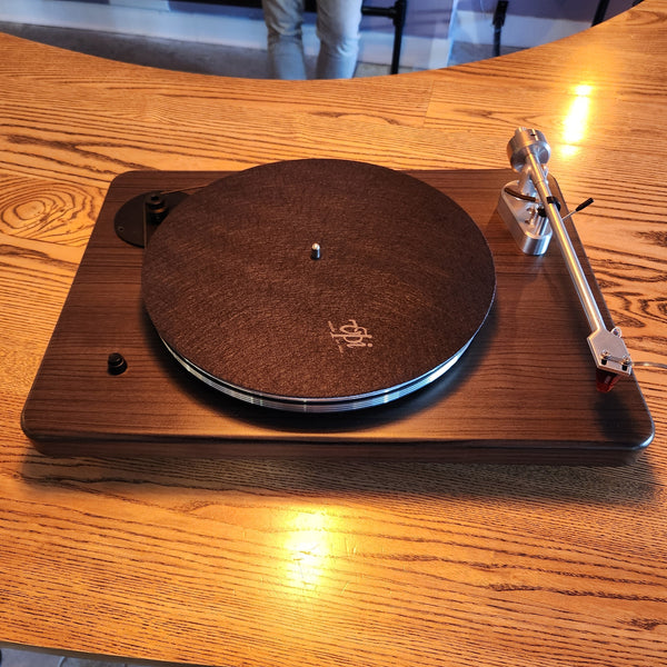 PRE-OWNED - VPI Cliffwood Turntable - Truffle (SN: 16-0265)